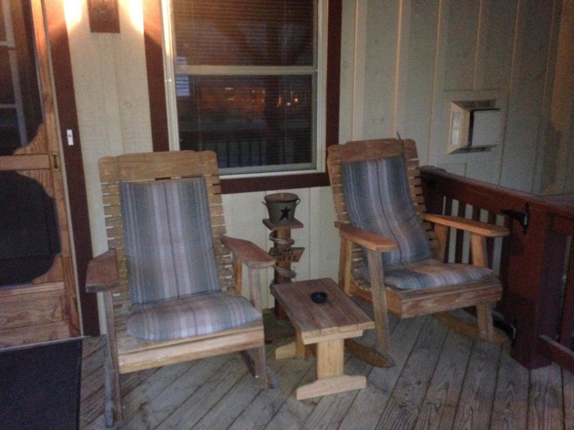 Rough Cut Lodge Gaines Rum bild