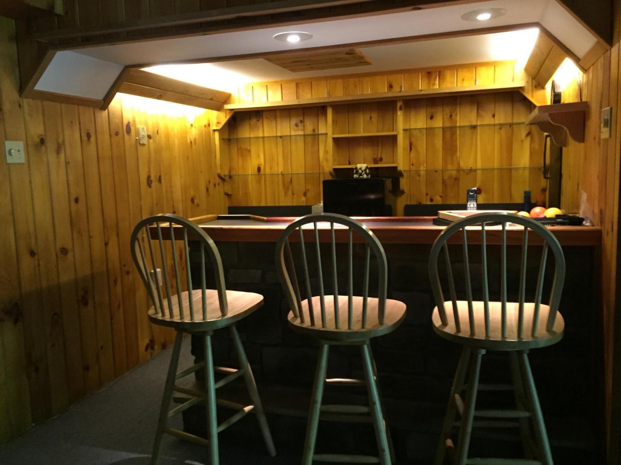 Rough Cut Lodge Gaines Rum bild