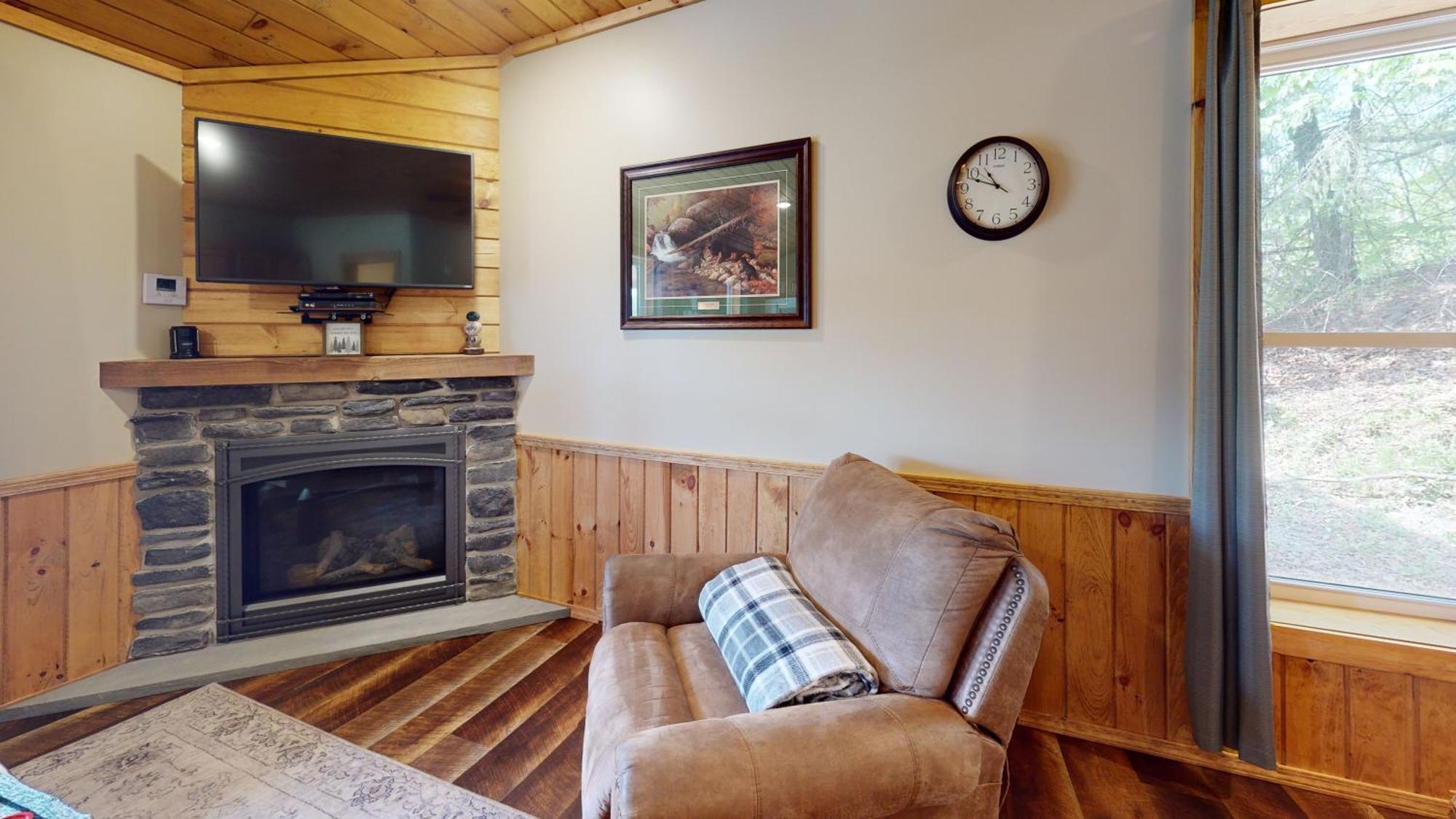 Rough Cut Lodge Gaines Exteriör bild