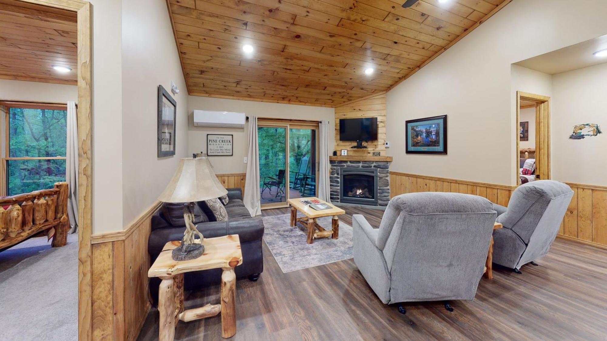 Rough Cut Lodge Gaines Exteriör bild